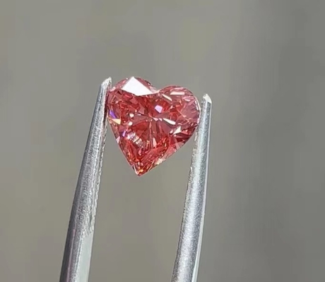 1.15ct育つ総合的なCVDのピンクの中心のダイヤモンドの華麗な切口の人工的な実験室