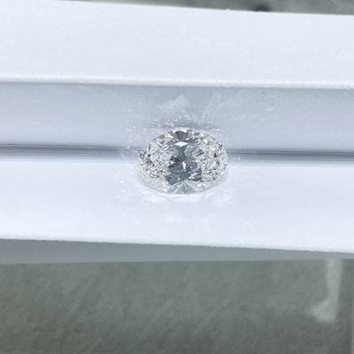 0.5ct オバル ブリアントカット D VS 小サイズ ラボで育てたダイヤモンド IGI認証