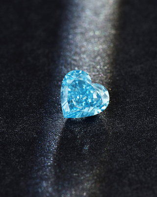 IGI ハート形 ローズ・ラボ成長ブルーCVDダイヤモンド 1.4ct-2.0ct