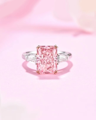 18k 白金 合成 ダイヤモンド リング 大サイズ 4.31ct 華やかなピンク 輝く切断ダイヤモンド