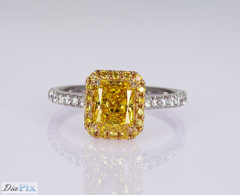 1.1ct 輝く形 華やかな鮮やかな黄色 ダイヤモンドリング 18K ゴールドセット